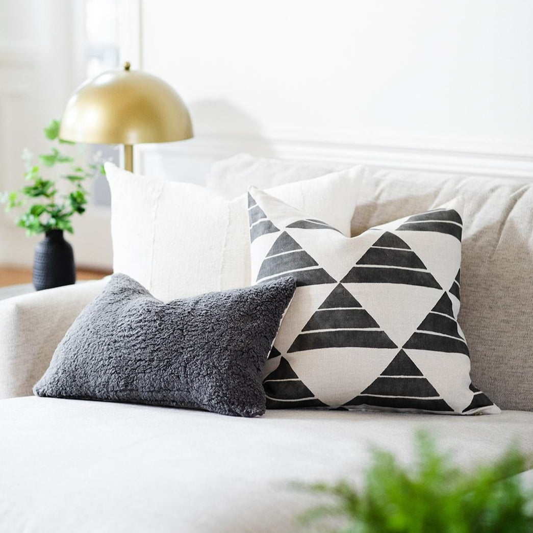 Charcoal gray throw pillows best sale